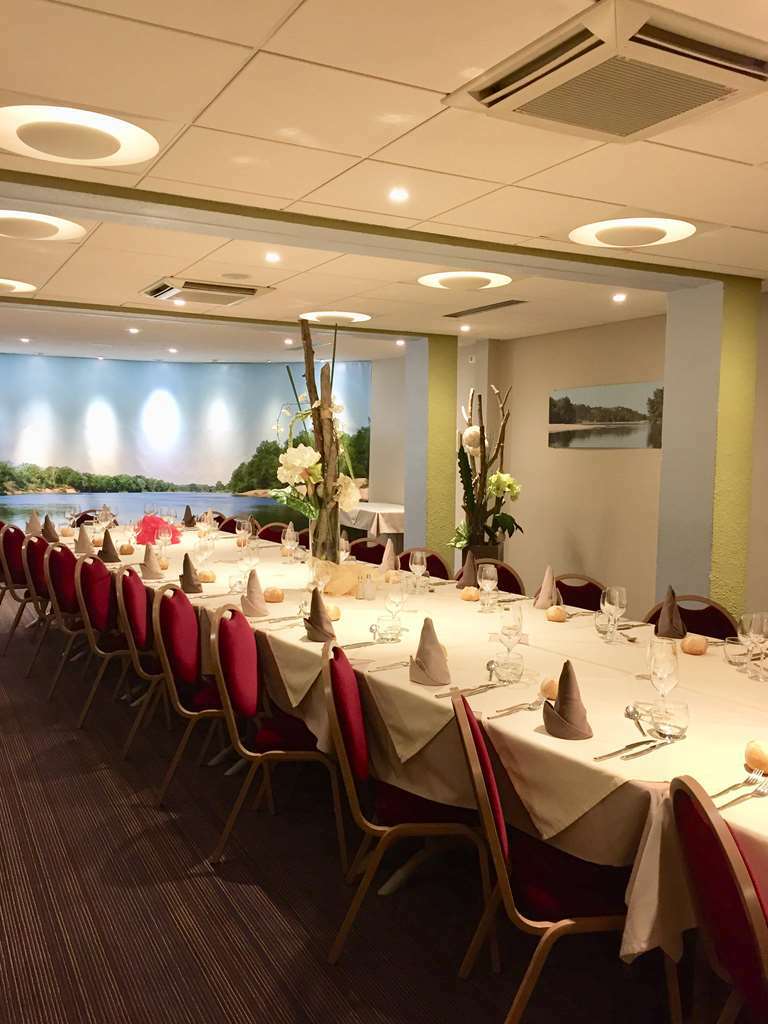 Kyriad Hotel Nevers Centre Restoran fotoğraf
